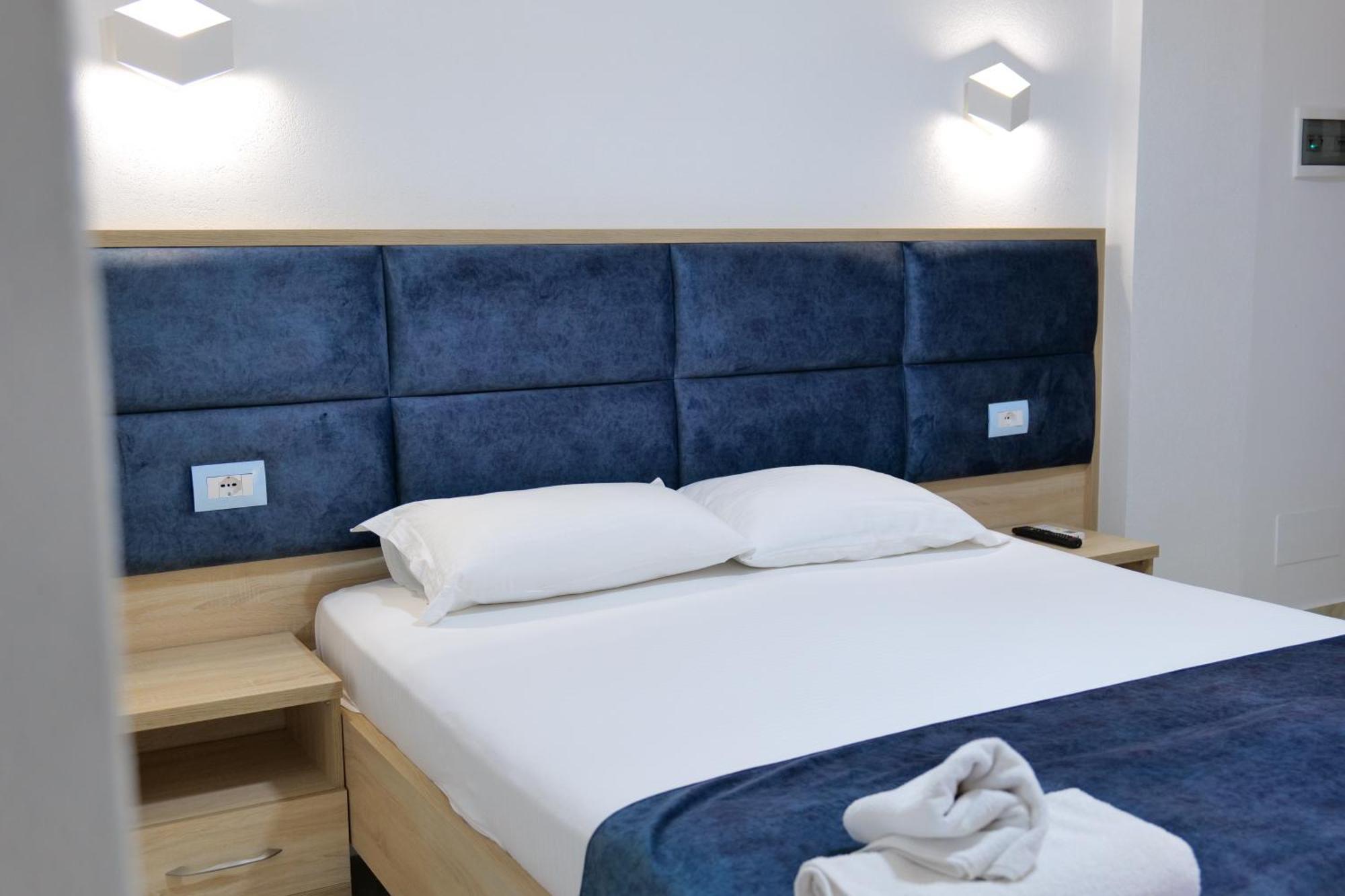 Hotel Vathi Ksamil Eksteriør billede
